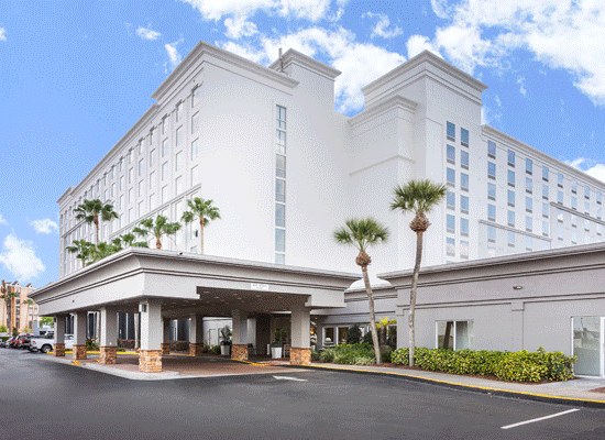 Holiday Inn & Suites Across From Universal Orlando on Pet Life Radio