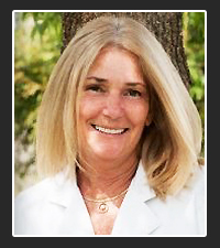 Dr. Lynn Bahr  on Pet Life Radio