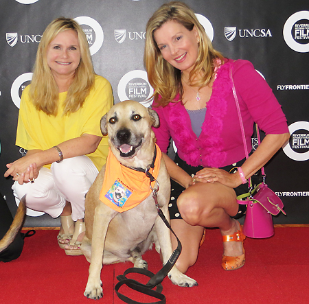 Robin Ganzert, Super Smiley and Megan Blake on Pet Life Radio