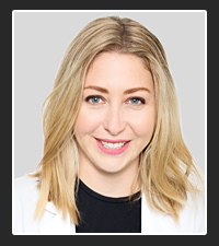 Dr. Carly Fox  on Pet Life Radio