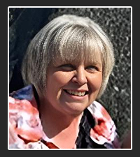 Jeni Exley  on Pet Life Radio