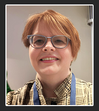 Sara Blood   on Pet Life Radio